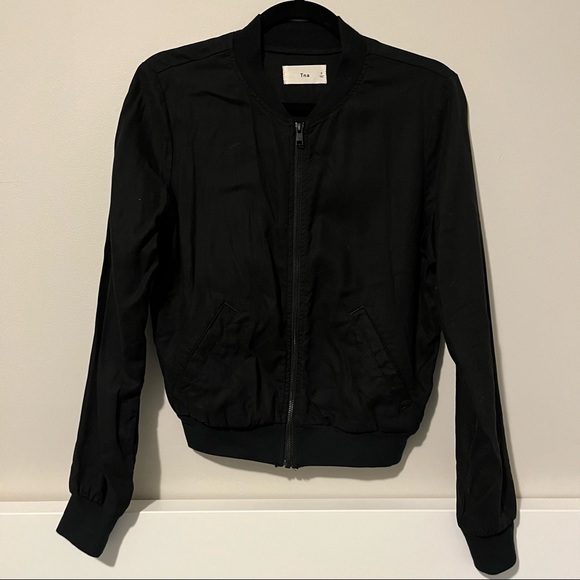 ✨SOLD✨Aritzia TNA Light Bomber Jacket Size Small - Picture 3 of 9